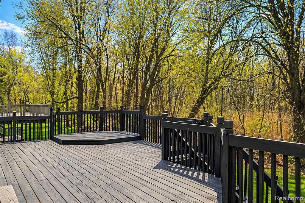 461 Alexander Drive, Commerce Twp, MI 48390 — Photo 64