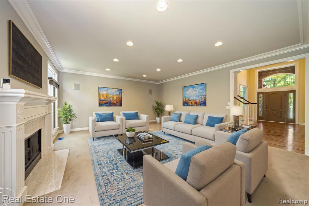 6745 CHARING Crossing, West Bloomfield, MI — Photo 22
