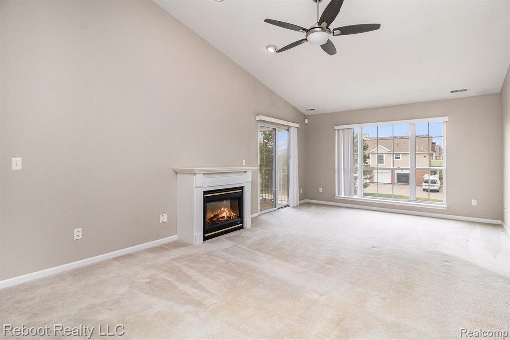 45760 Warwick Drive, Macomb, MI 48044 — Photo 5