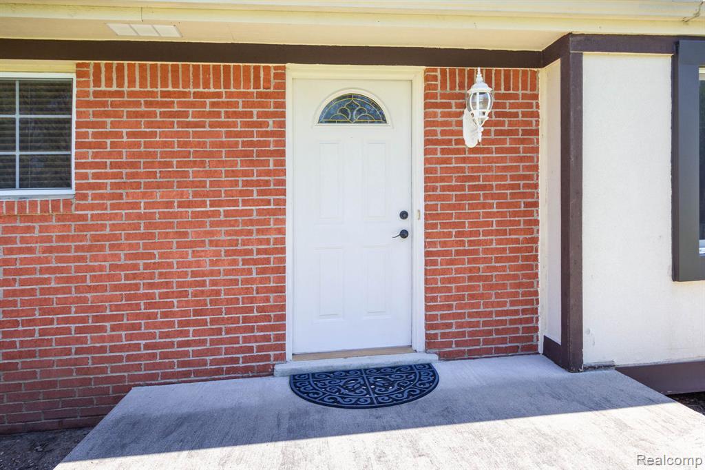 27948 Green Willow Street, Farmington, MI 48331 — Photo 6