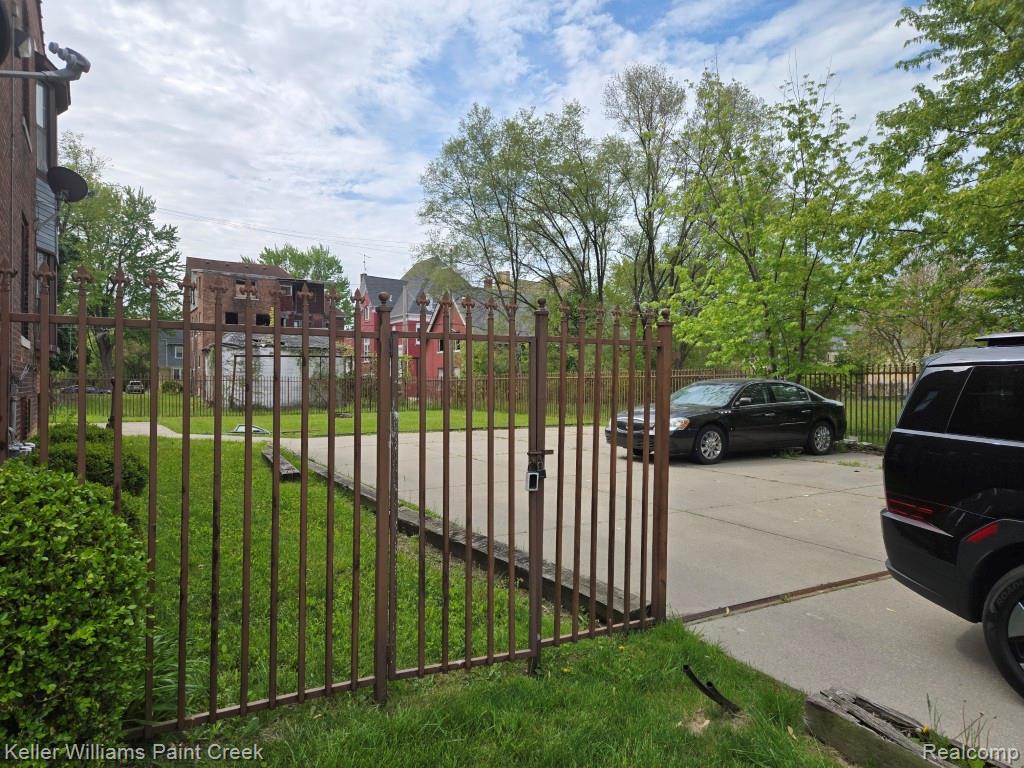 268 Marston Street, Detroit, MI 48202 — Photo 4