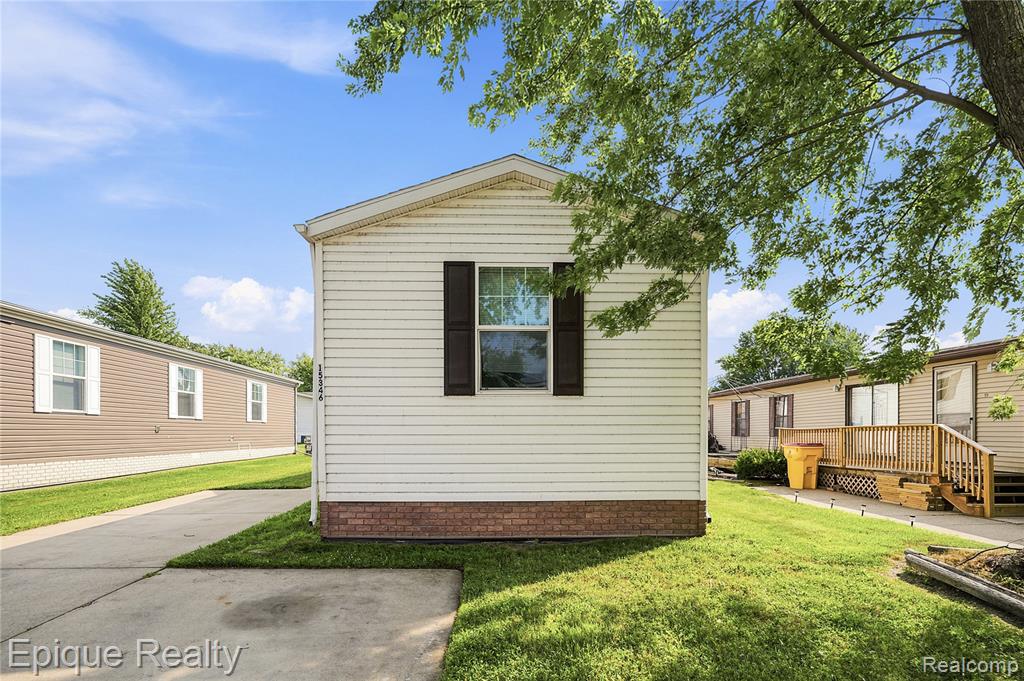 15346 Enchante, Clinton Twp, MI 48038 — Photo 2