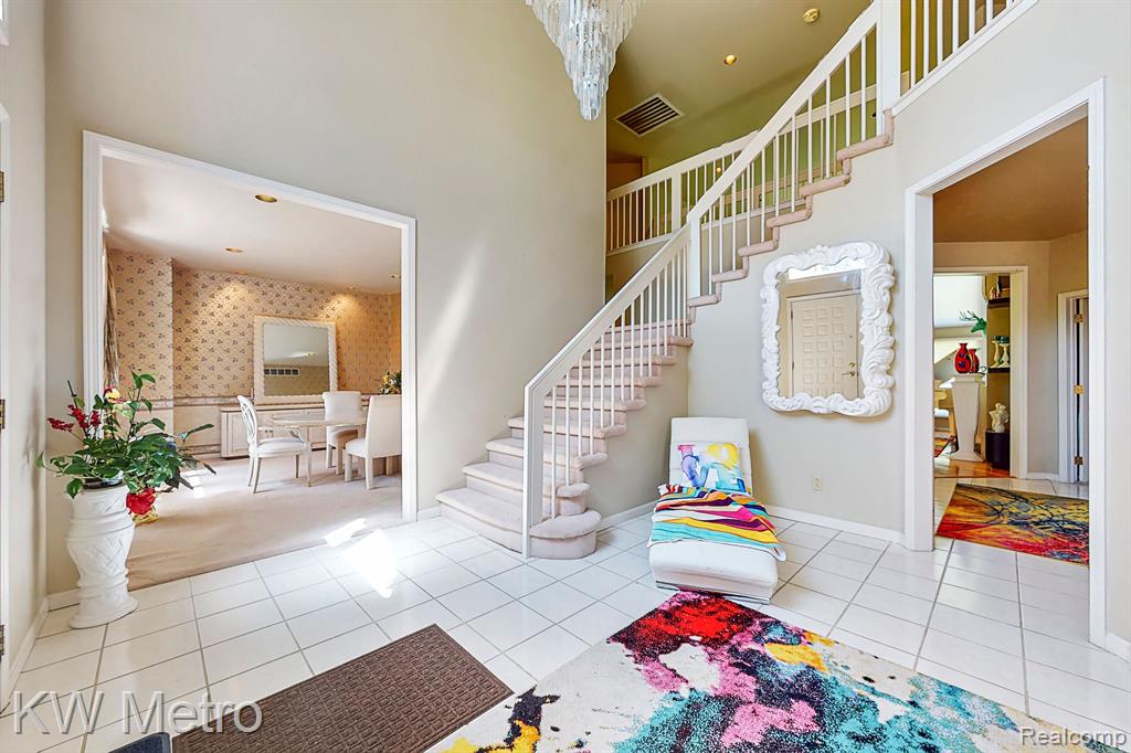 6657 Chelsea Bridge, West Bloomfield, MI — Photo 8