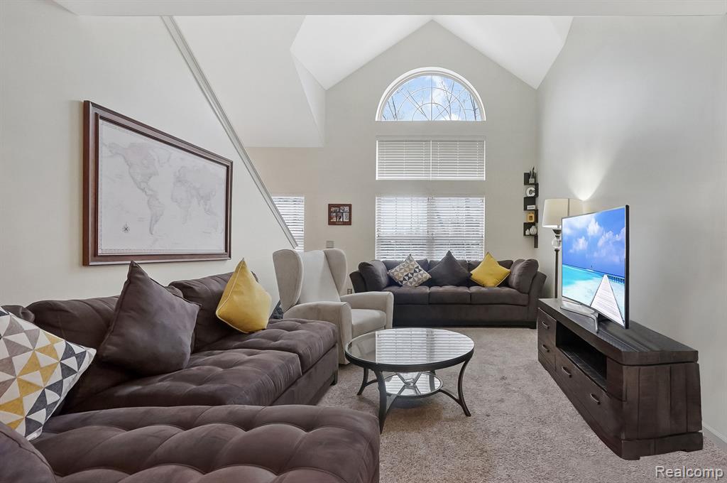 611 VILLAGE Lane, Milford, MI 48381 — Photo 5