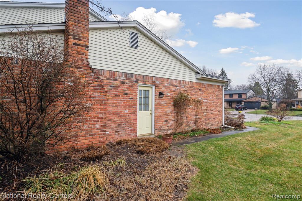 41250 Appleby Court, Northville, MI 48168 — Photo 42