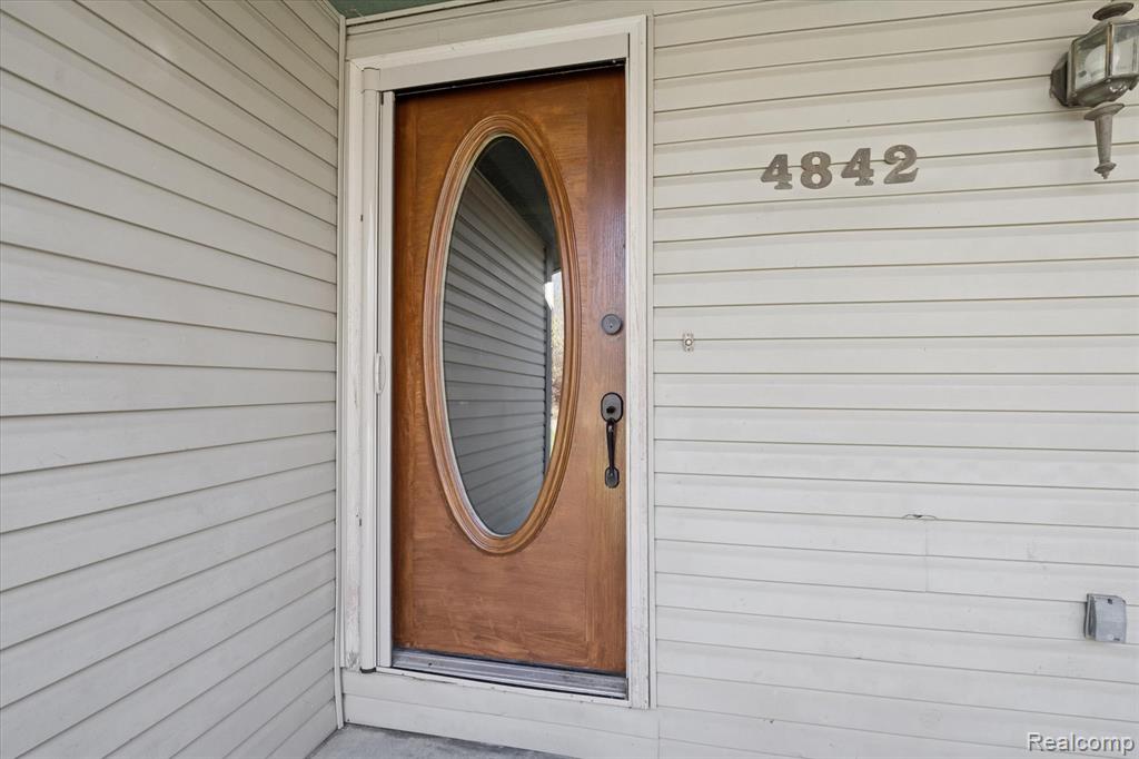4842 Preston Road, Howell, MI 48855 — Photo 4