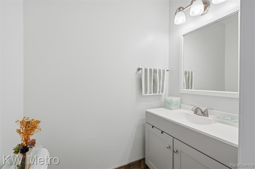 7072 Green Farm Road, West Bloomfield, MI — Photo 16