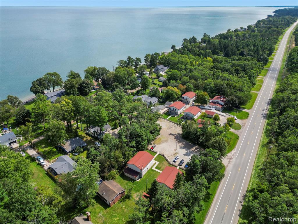 8621 LAKESHORE Road, Lexington, MI 48450 — Photo 5