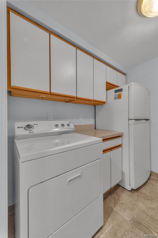 8200 E Jefferson Ave, 1610, Detroit, MI 48214 — Photo 42