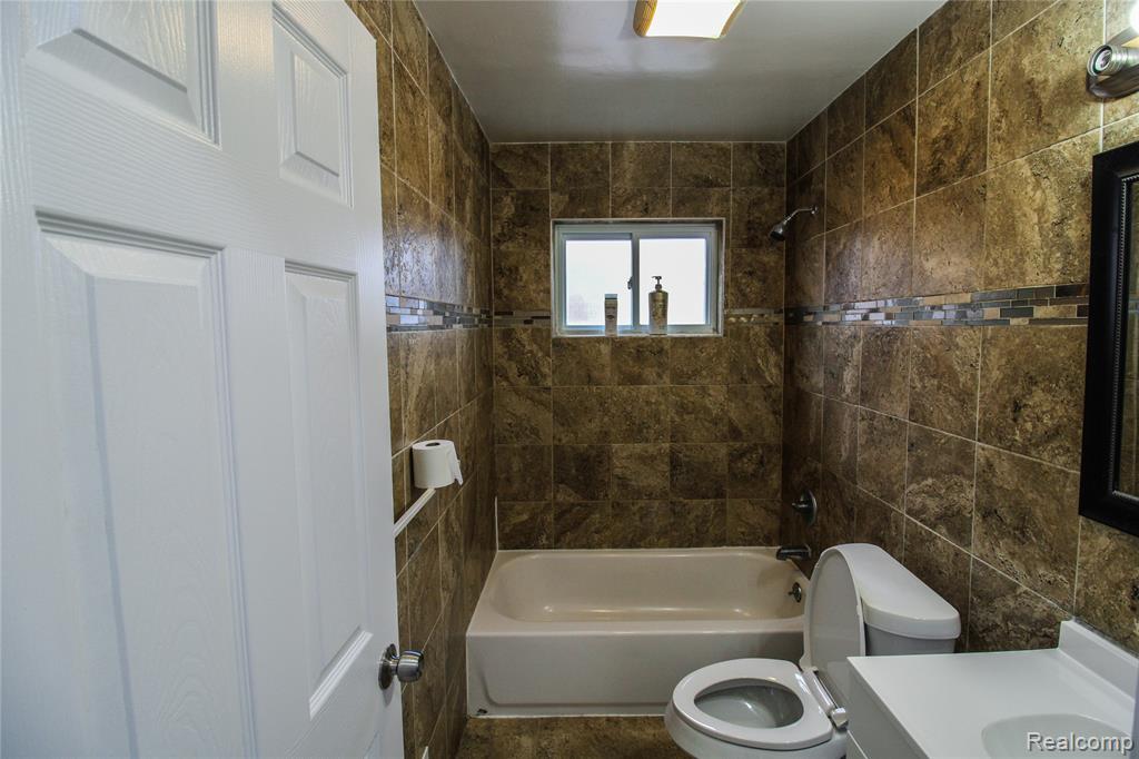40159 William Drive, Sterling Heights, MI 48313 — Photo 20