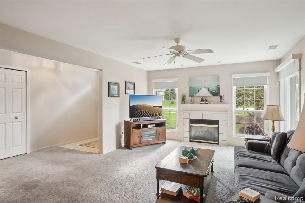 52355 HEATHERSTONE Avenue, Macomb, MI 48042 — Photo 5