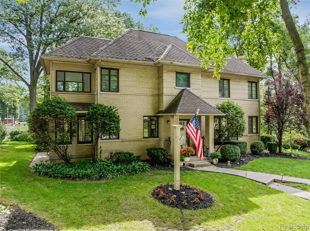 21071 Thorofare Road, Grosse Ile, MI, 48138