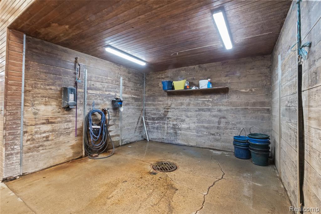5280 Hosner Road, Oxford, MI 48370 — Photo 10