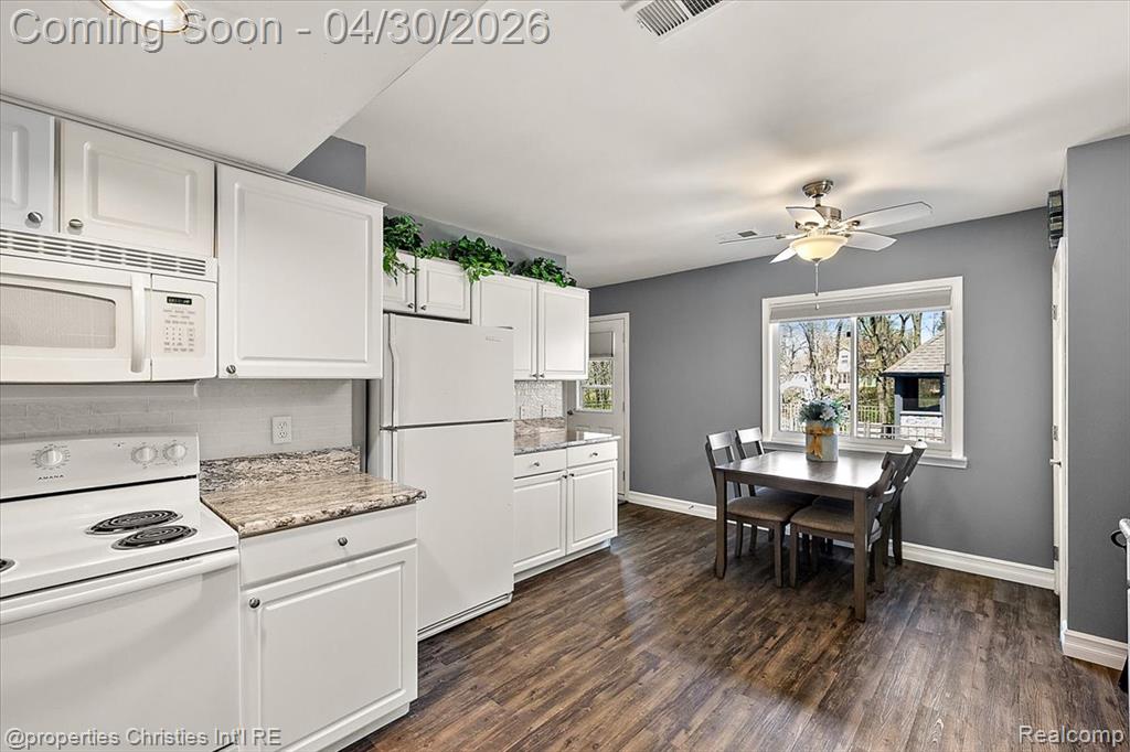 22844 Indianwood Drive, South Lyon, MI 48178 — Photo 64