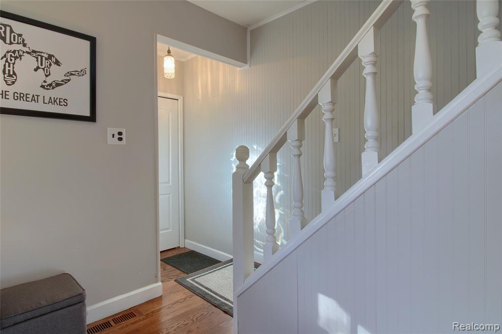 8650 Buffalo Drive, Commerce Twp, MI 48382 — Photo 32