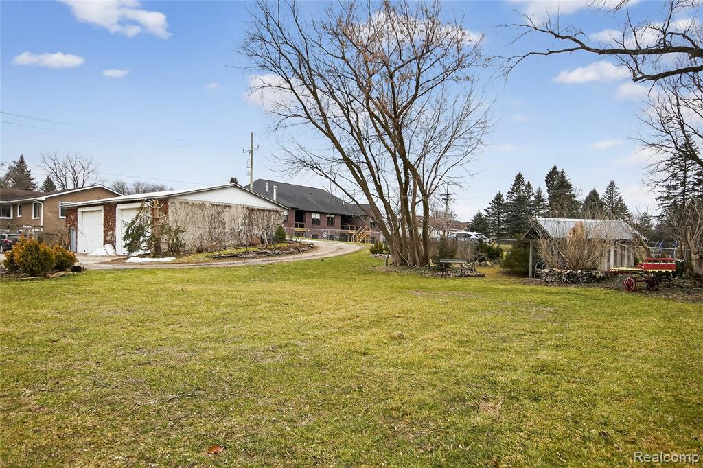 7975 Bendix Road, Brighton, MI 48114 — Photo 68