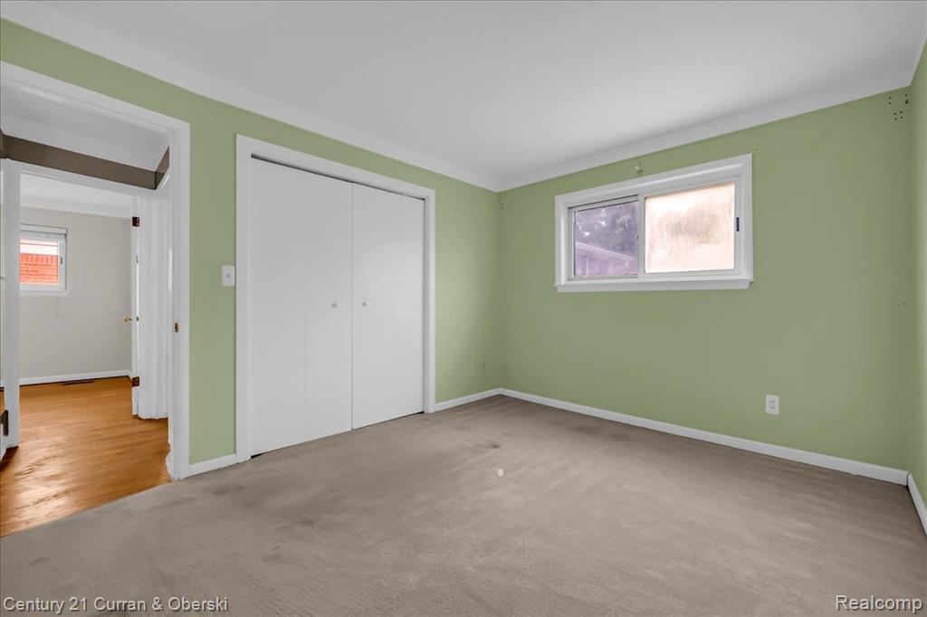 5965 Berwyn Street, Dearborn Heights, MI 48127 — Photo 15