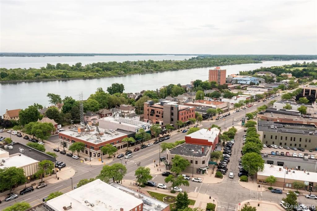 166 Oak st Street, Wyandotte, MI, 48192