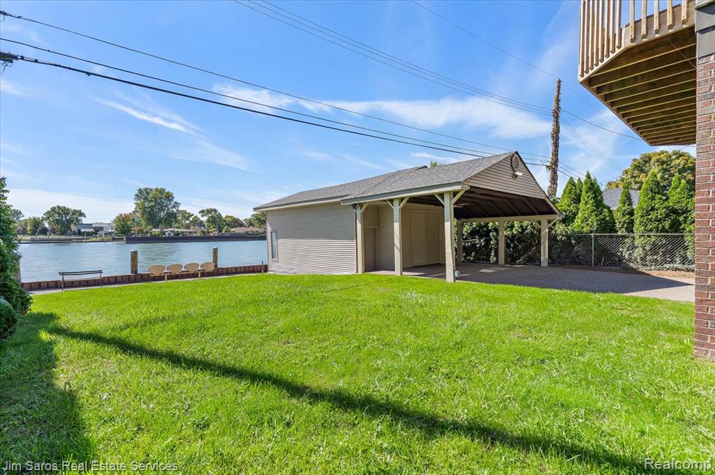 22676 Bayview Drive, Saint Clair Shores, MI 48081 — Photo 32
