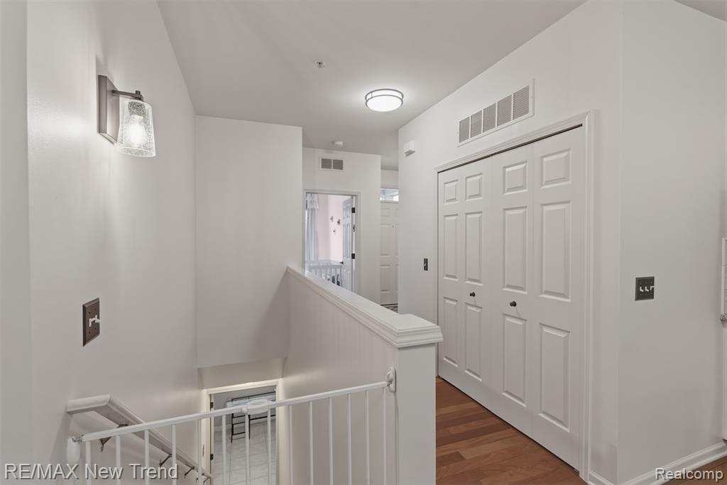 3270 Johanna Ware W, Wixom, MI 48393 — Photo 23