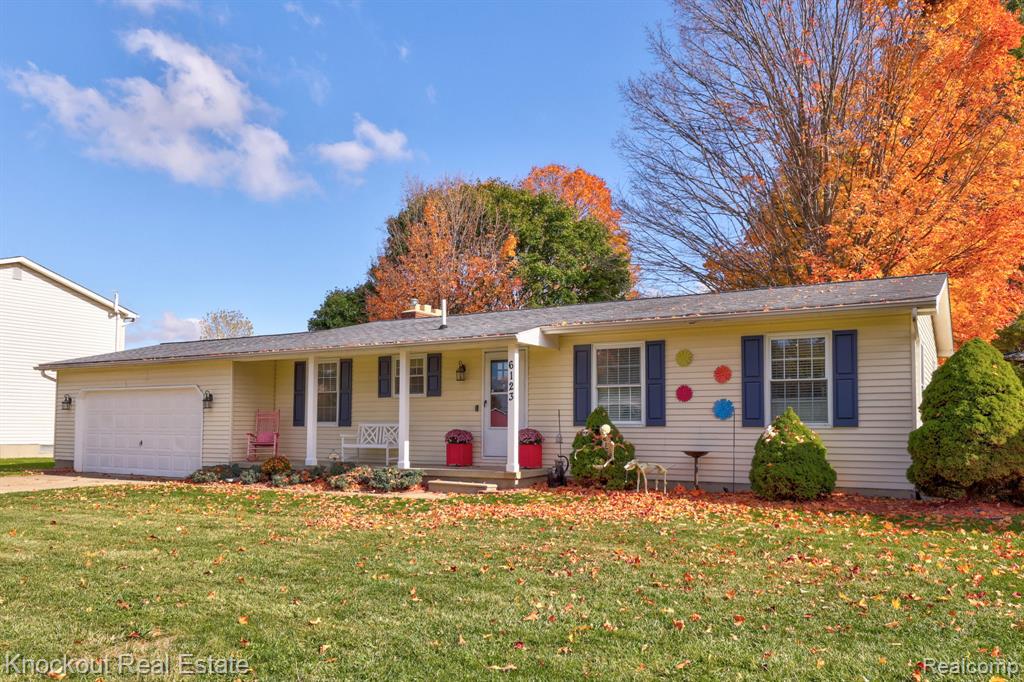 6123 King Arthur Drive, Swartz Creek, MI 48473 — Photo 3