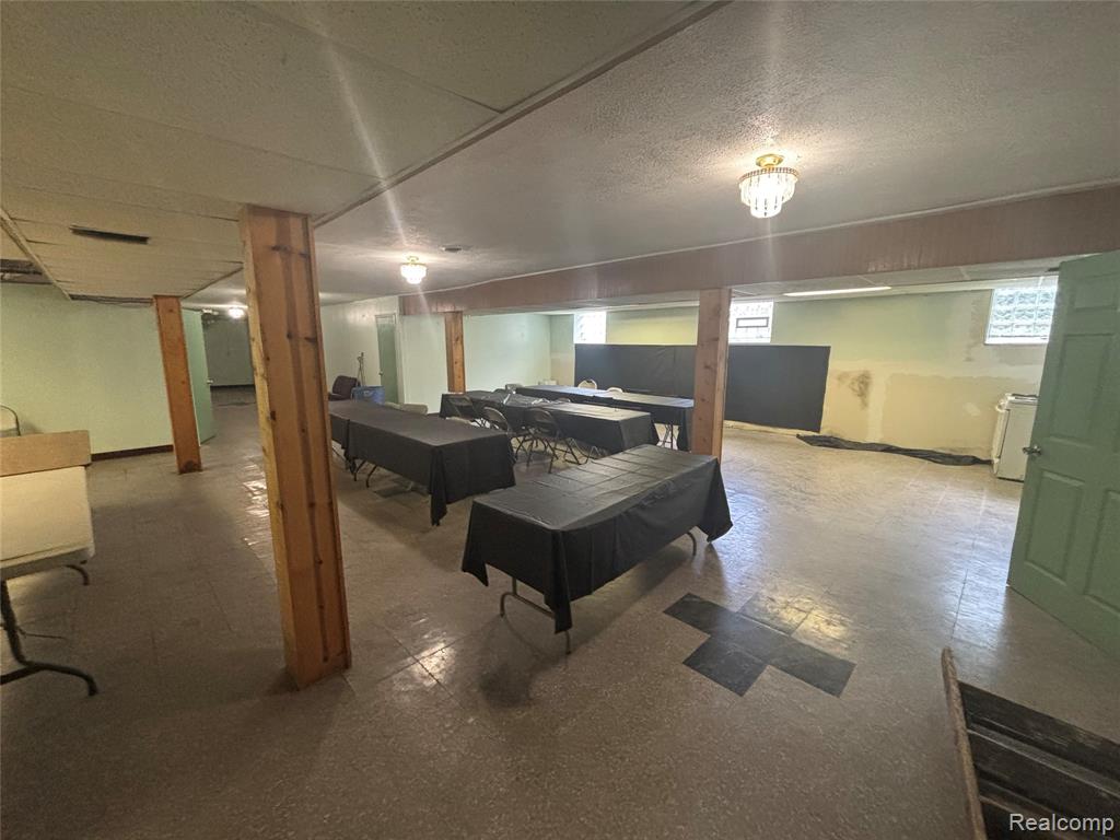 10510 Sterritt Street, Detroit, MI 48213 — Photo 13
