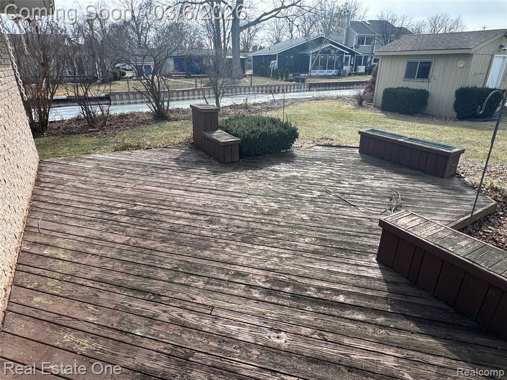 1848 Maddy Lane, Keego Harbor, MI 48320 — Photo 23