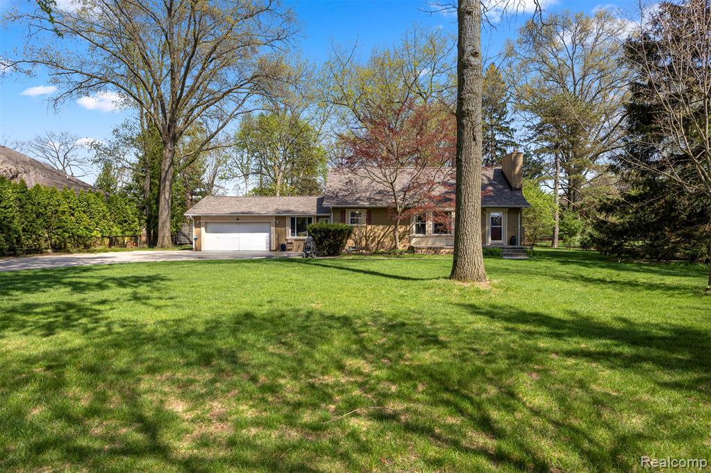 214 N Evangeline Street, Dearborn Heights, MI 48127 — Photo 9
