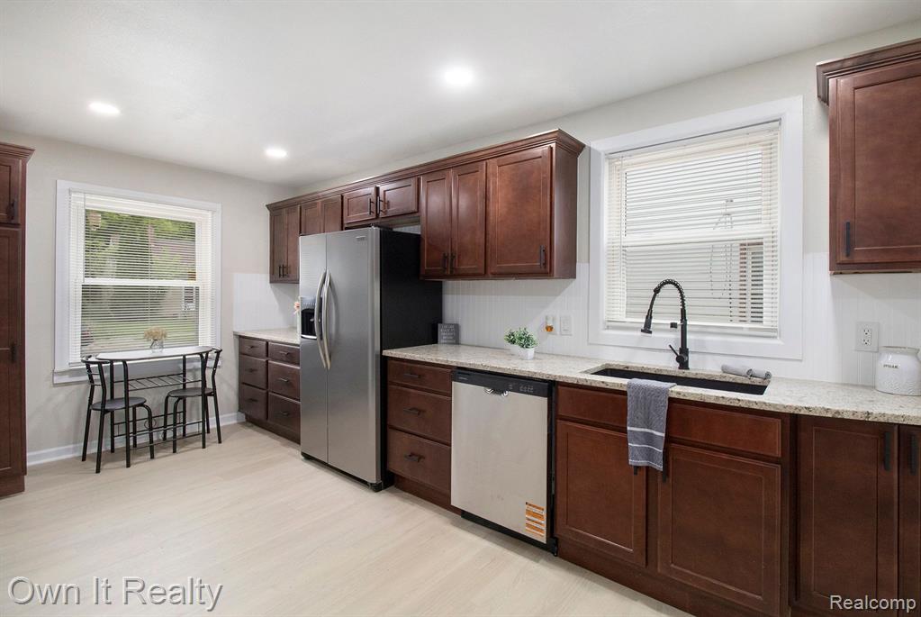 7493 BRAMELL, Redford, MI 48239 — Photo 12