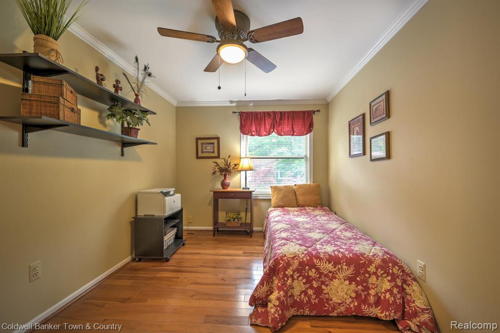 978 Oak Ridge Circle, Brighton, MI 48116 — Photo 29
