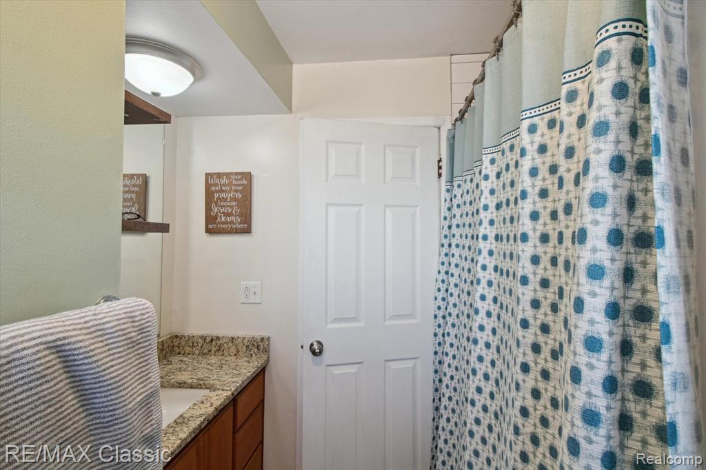 832 VAN SULL Street, Westland, MI — Photo 24