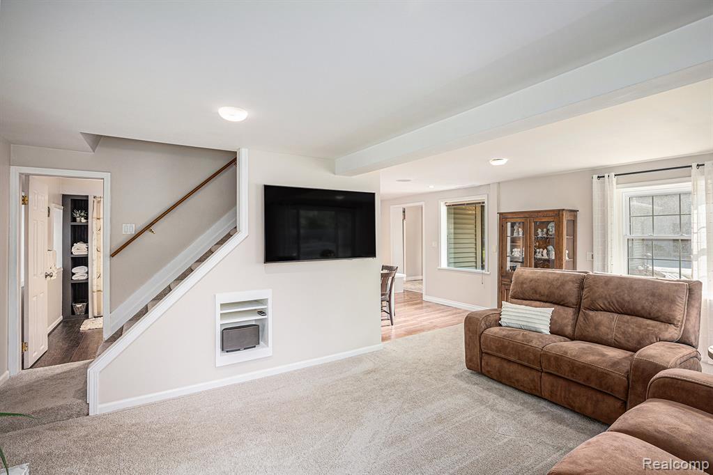 6080 Waldon Road, Clarkston, MI — Photo 14