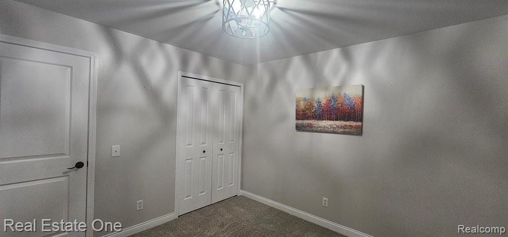 961 Abbey Lane, Milford, MI 48381 — Photo 17