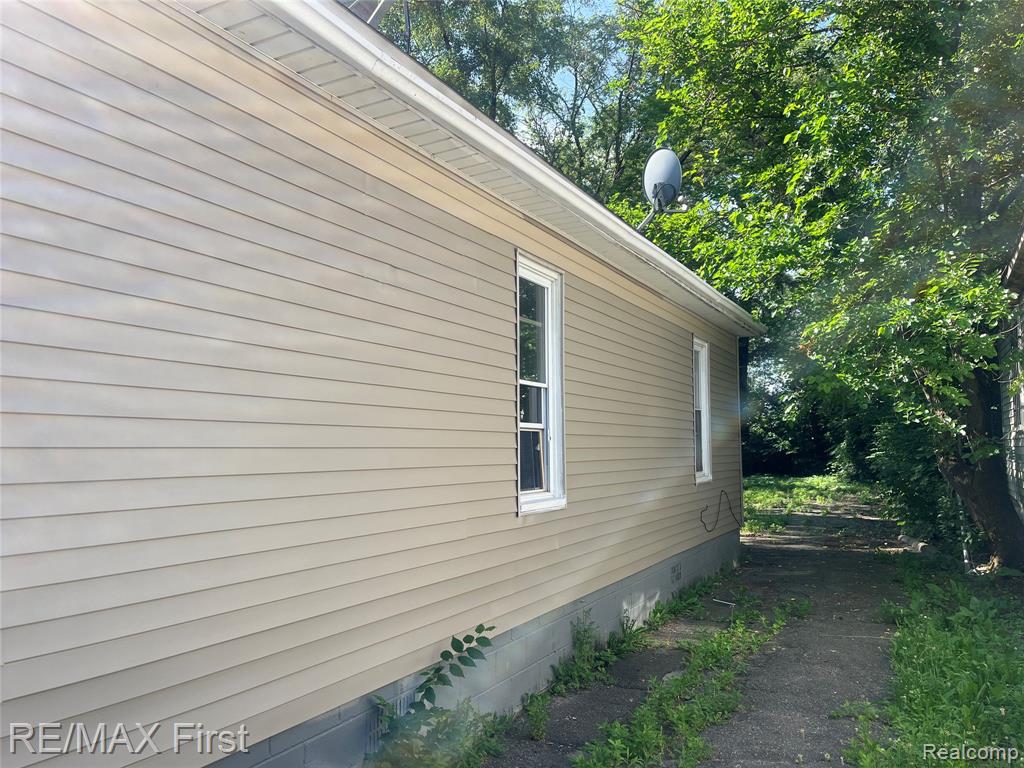 15010 Lappin Street - Photo 2