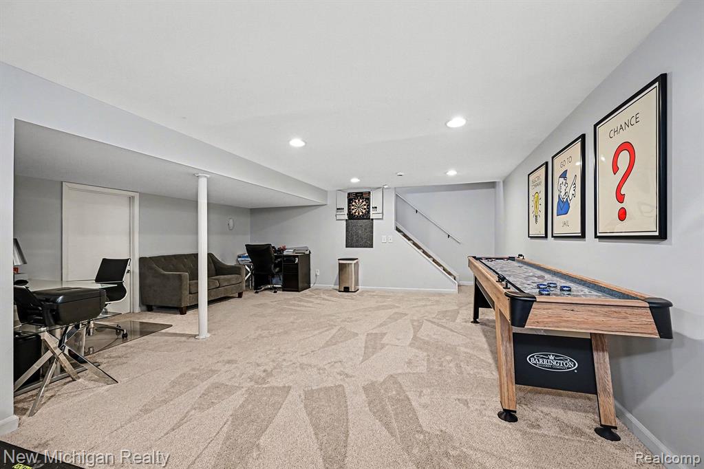 6612 Ashley Court, Waterford, MI 48327 — Photo 31