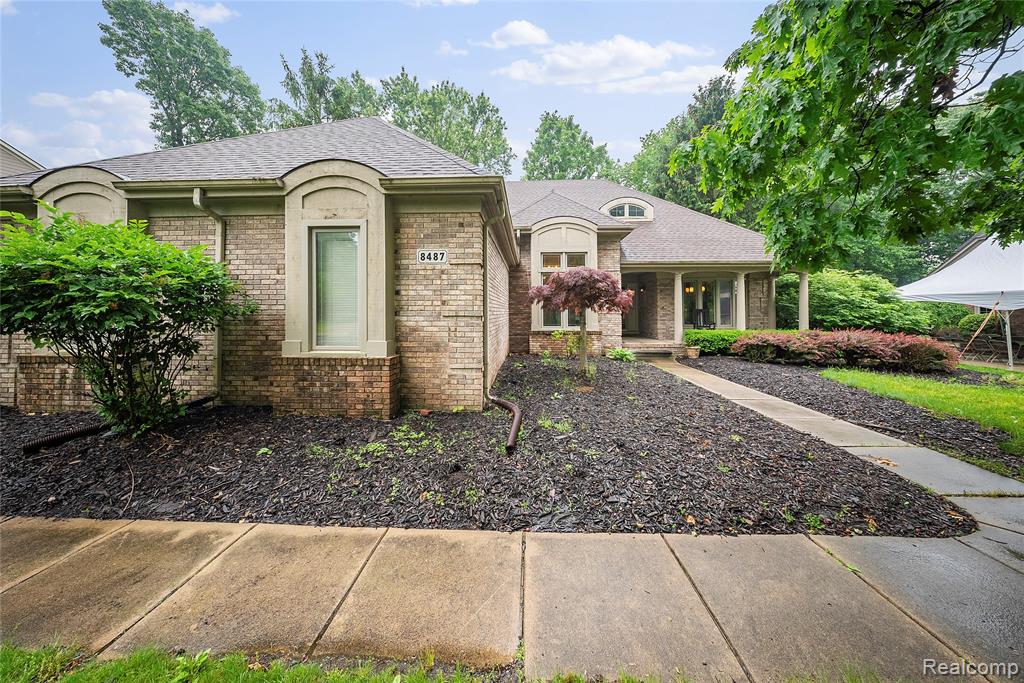 8487 Sherwood Drive, Grosse Ile, MI 48138 — Photo 3