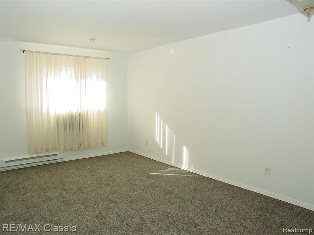 7572 WOODVIEW ST, 1, Westland, MI — Photo 14