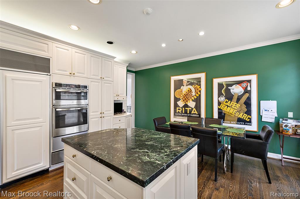 765 Chester Street, Birmingham, MI 48009 — Photo 8
