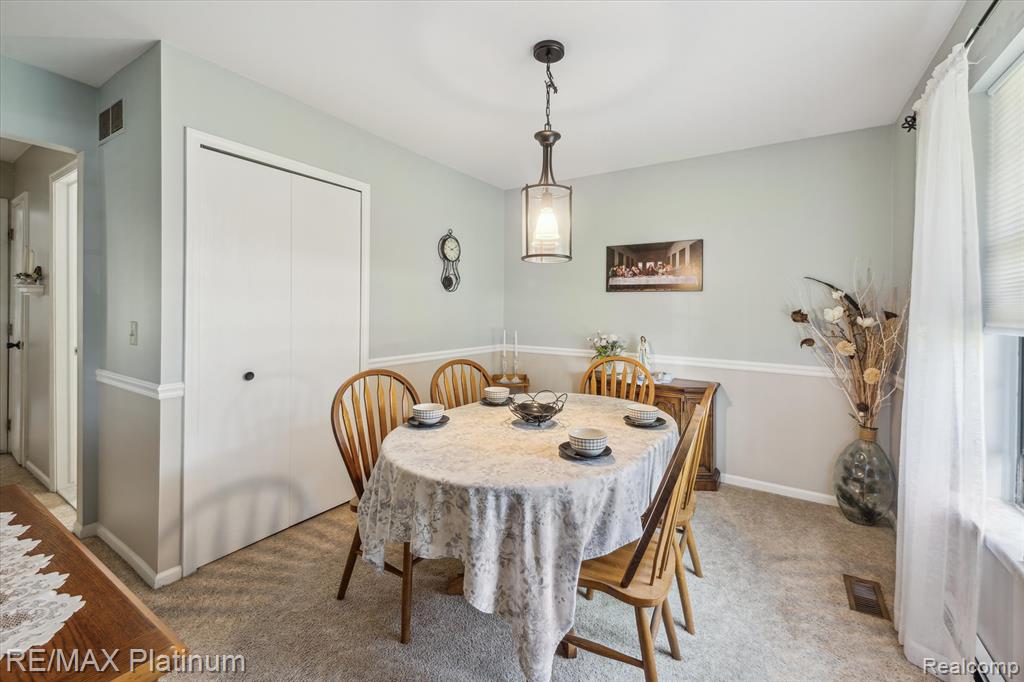 12132 Lexington Drive, 2, South Lyon, MI 48178 — Photo 13