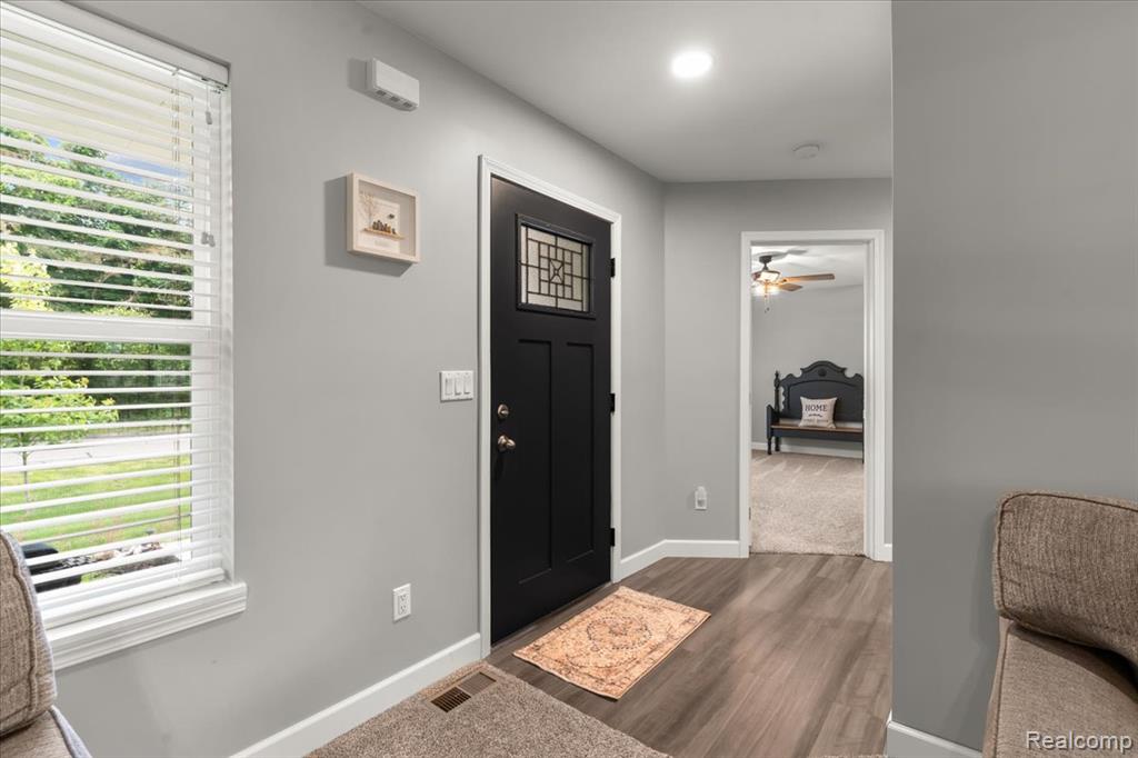 2230 Briar Ridge, Wolverine Lake, MI 48390 — Photo 5