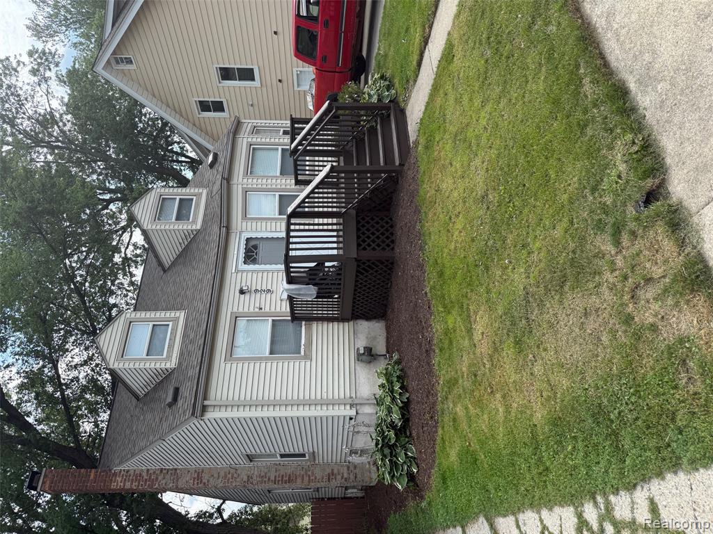 929 PRINCETON Road, Berkley, MI 48072 — Photo 4
