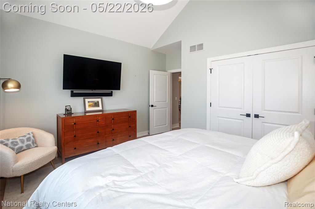 14170 Kings Park Court, Utica, MI 48315 — Photo 49