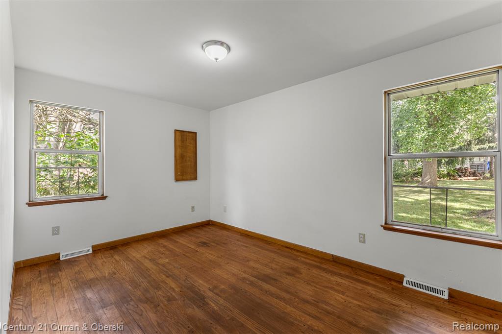 444 S Ridge Street, South Lyon, MI 48178 — Photo 19