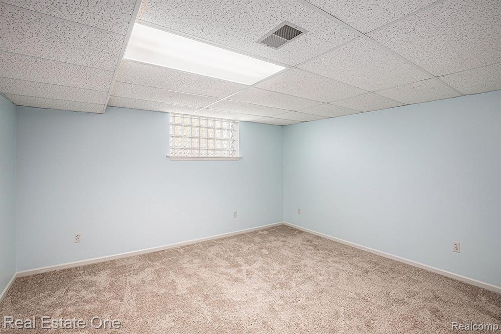4453 RACEWOOD Drive, Commerce Twp, MI 48382 — Photo 22