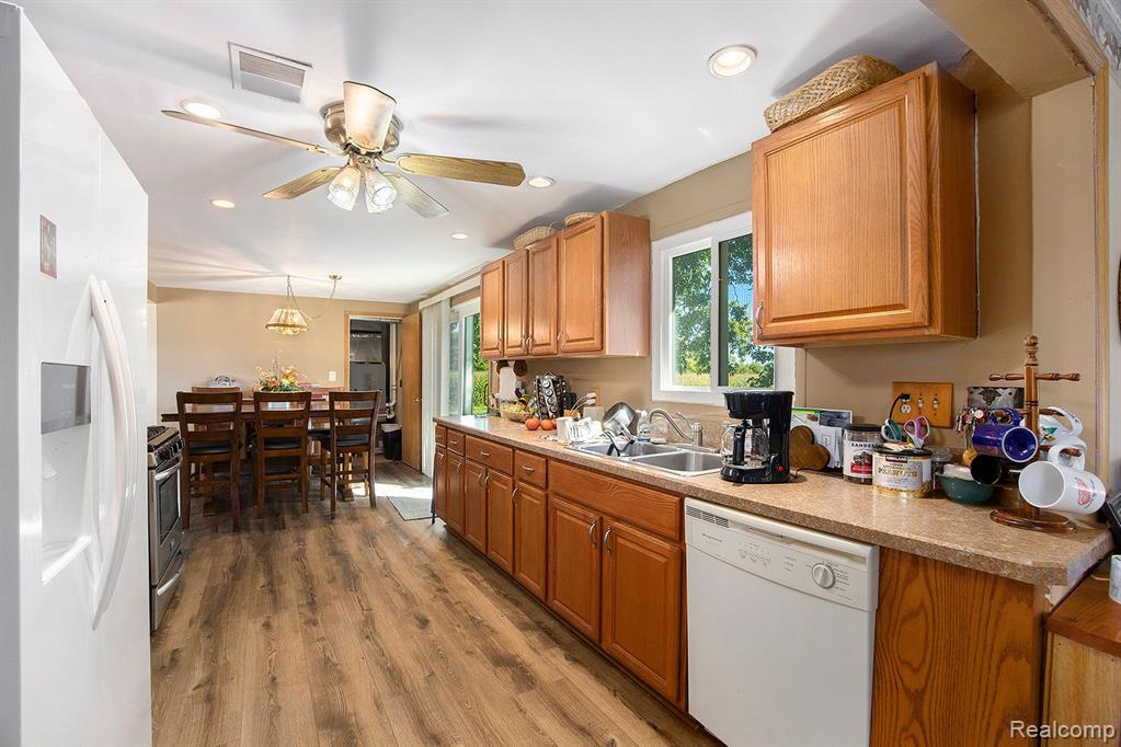14775 Hough Road, Allenton, MI 48002 — Photo 8