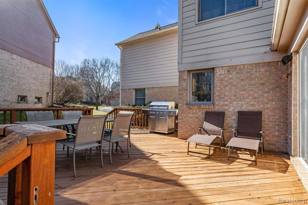4764 WOODBINE Circle, West Bloomfield, MI 48323 — Photo 24