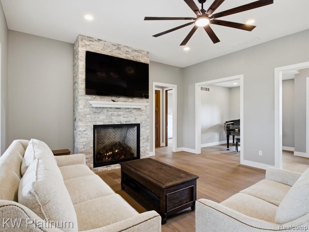 493 Wood Road, Snover, MI 48472 — Photo 16