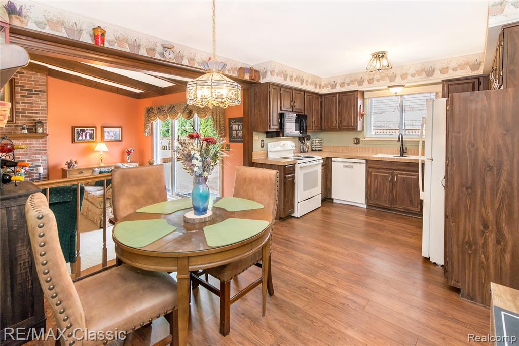 45025 Claymore Drive, Canton, MI 48187 — Photo 18