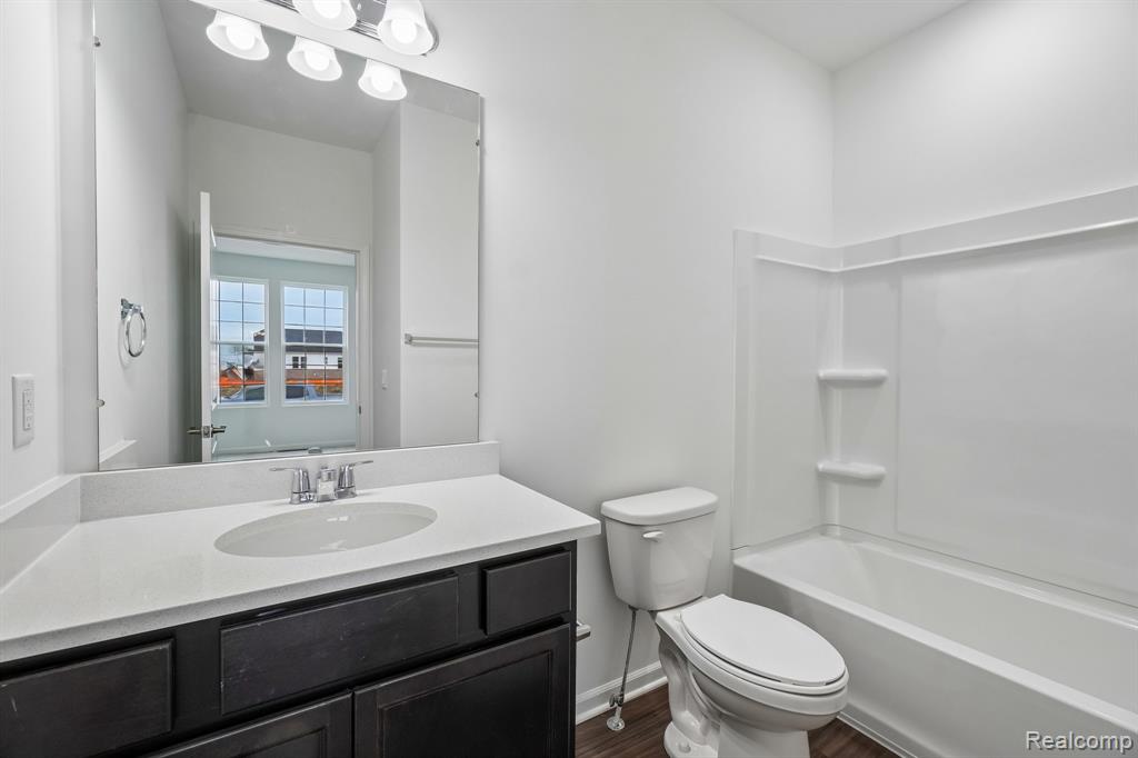 50720 Bellaire Drive, Macomb, MI 48044 — Photo 18