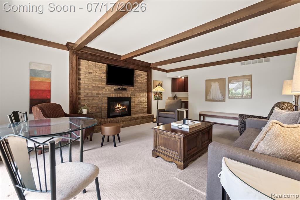 5863 Seville Circle, Orchard Lake Village, MI 48324 — Photo 23